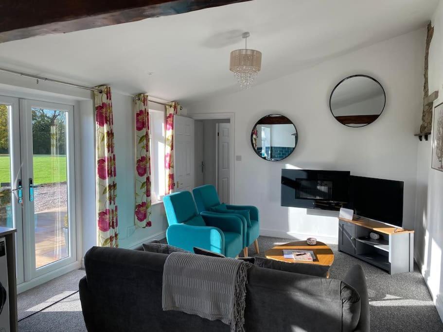 South Cottage - Garden, Views, Parking, Dogs, Cheshire, Walks, Family Adlington Extérieur photo